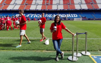 REPORTERA/SPEAKER EN EL VICENTE CALDERÓN PARA COCA-COLA